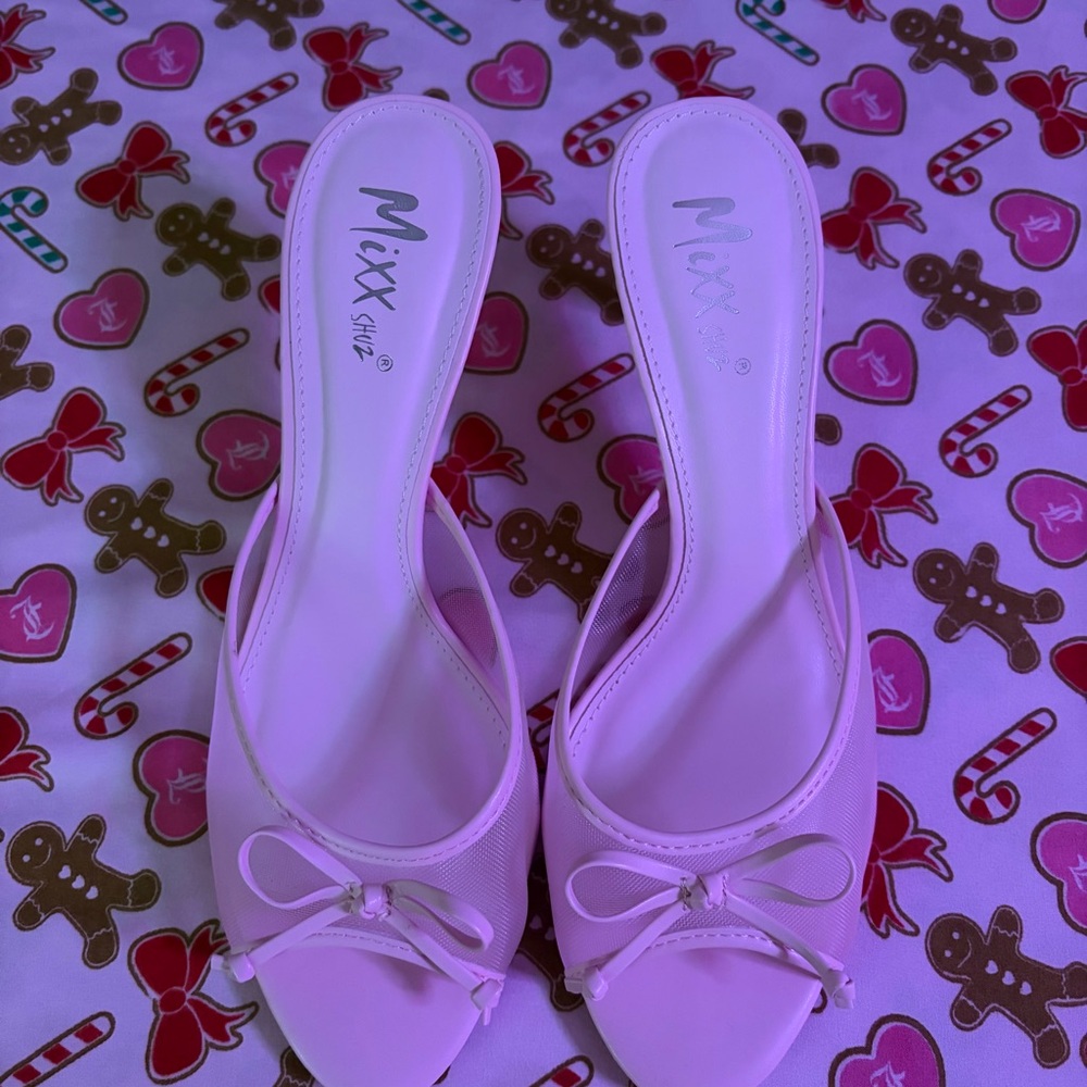 Mixx Shuz Light Pink Bow Heels